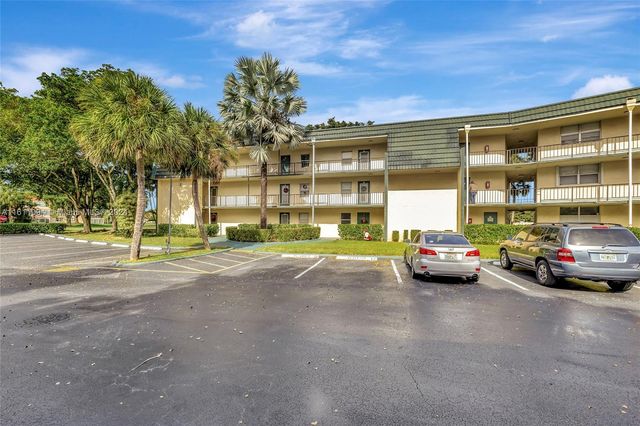 $122,500 | 9081 Lime Bay Boulevard, Unit 302 | Woodland Lakes