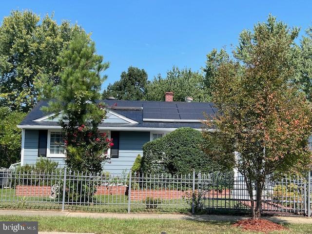 front view of house with a yard