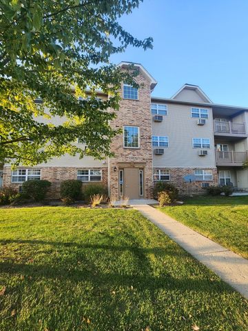 $1,650 | 1508 Spring Brook Court, Unit 2B | Fairfield Village