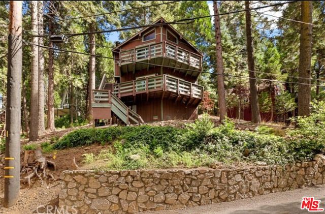 $4,899,999 | 538 West Victoria Court | Lake Arrowhead