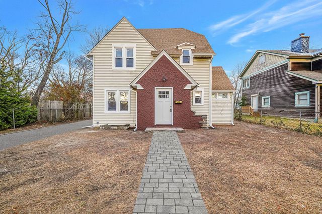 $459,000 | 410 Fishel Avenue | Riverhead