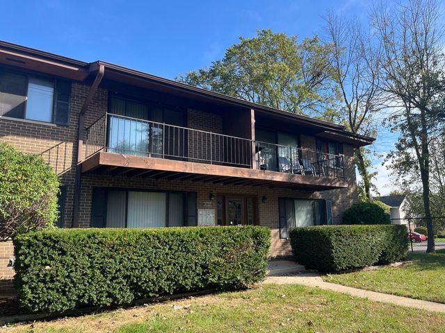 $1,425 | 14737 Kilpatrick Avenue, Unit 2W | Midlothian