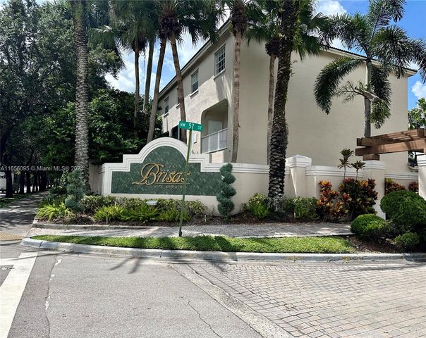 $375,000 | 5600 Northwest 114th Place, Unit 211 | Doral