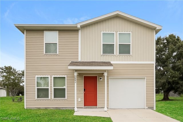 $1,995 | 3842 Heyburn Avenue | Lehigh Acres