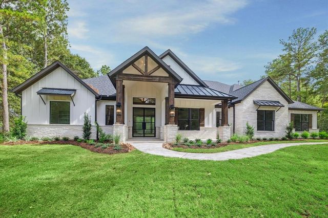 $1,039,900 | 26460 Saddle Horn Drive