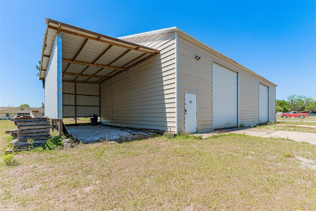 a view of a house with a garage