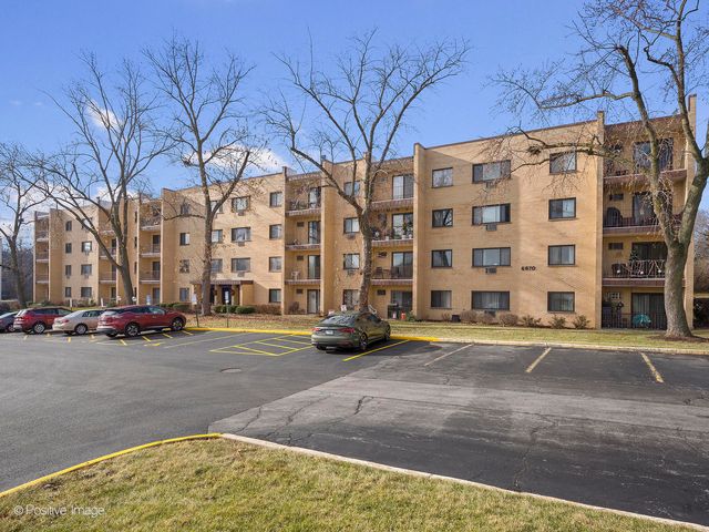 $159,000 | 6670 South Brainard Avenue, Unit 210 | Countryside