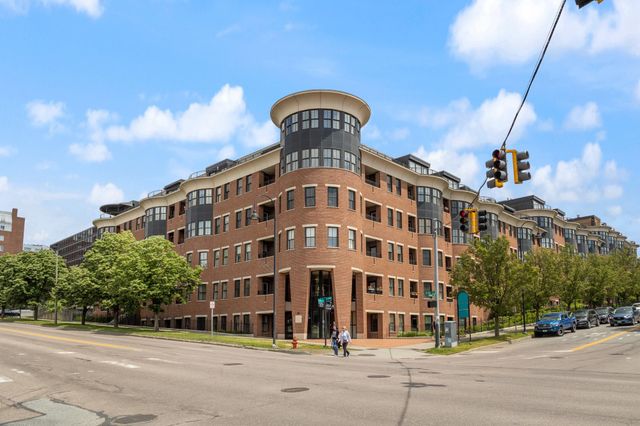 $850,000 | 40 College Street, Unit 307 | Downtown Burlington