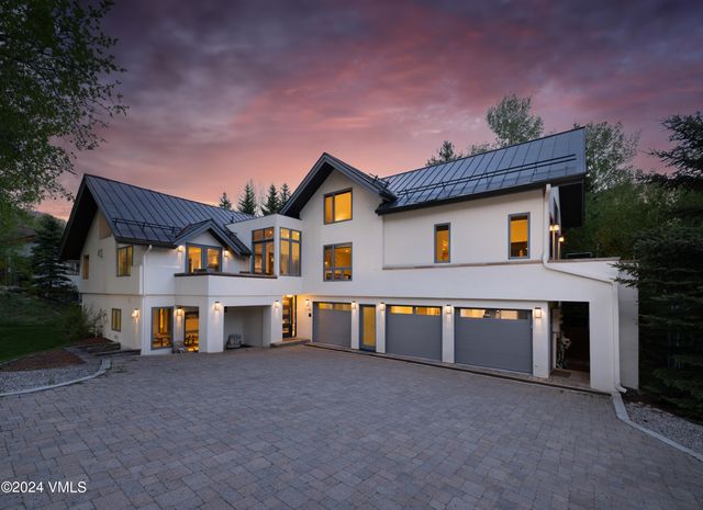 $4,995,000 | 2468 Garmisch Drive | West Vail North