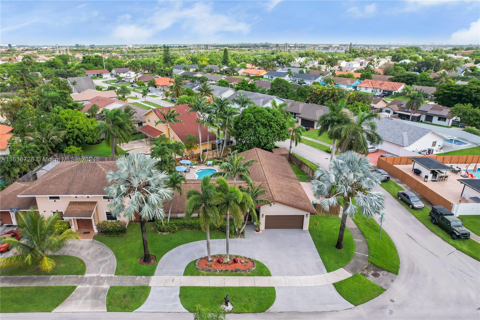 an aerial view of multiple house