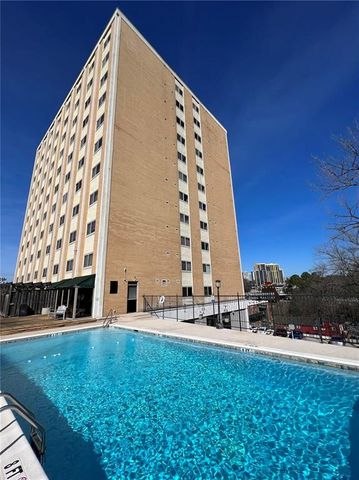 $187,900 | 2285 Peachtree Street Northeast, Unit 905 | Peachtree Battle Condominiums