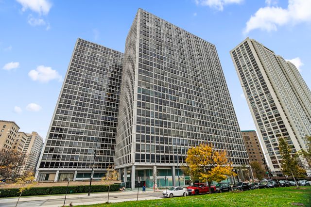 $3,700 | 330 West Diversey Parkway, Unit 2603 | Lake View East