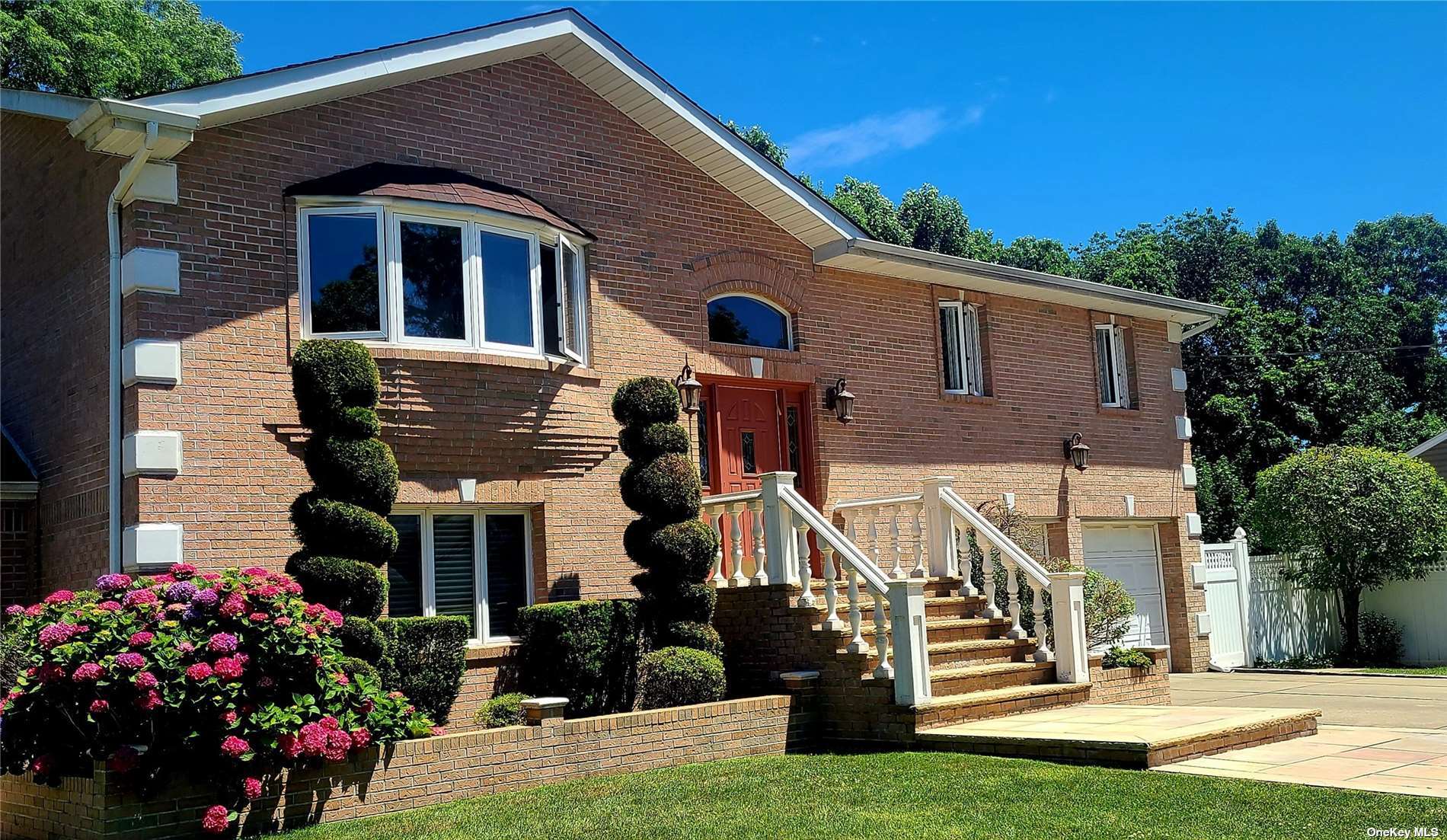 a front view of house with yard