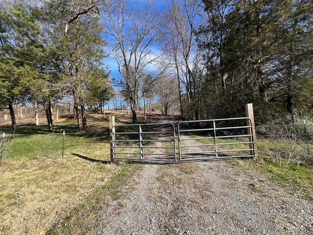 $295,000 | 830 Ketner Cove Road | Powells Crossroads