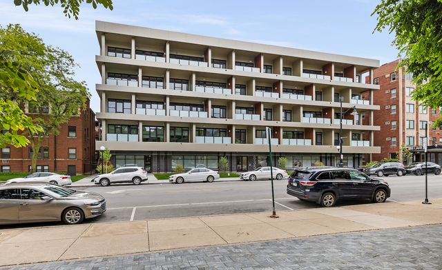 $3,250 | 835 Lake Street, Unit 401 | Oak Park