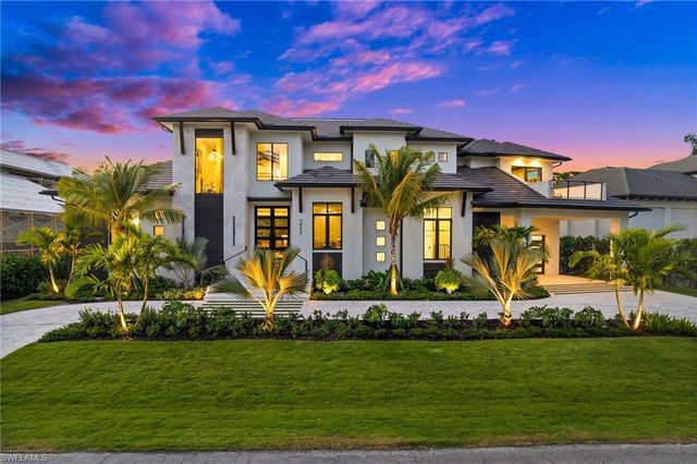 $13,995,000 | 255 21st Avenue South | Aqualane Shores