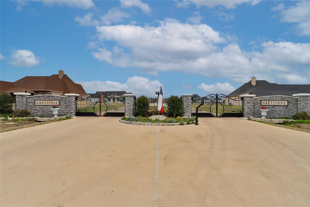 a view of multiple houses with a city street