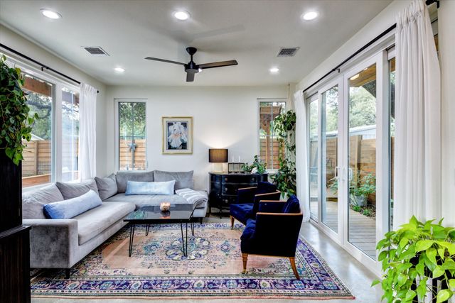 $945,000 | 1410 Lightsey Road, Unit 1 | South Lamar