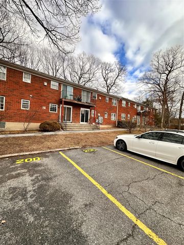 $2,500 | 5 Wildwood Drive, Unit 20B | Wappinger