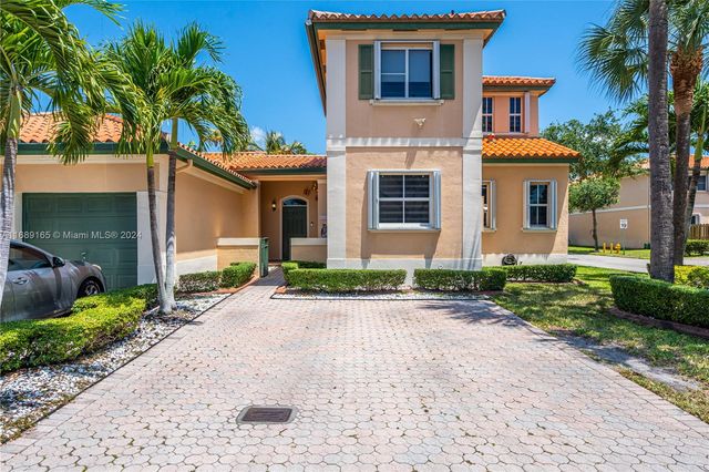 $3,200 | 8369 Northwest 143rd Street | Miami Lakes