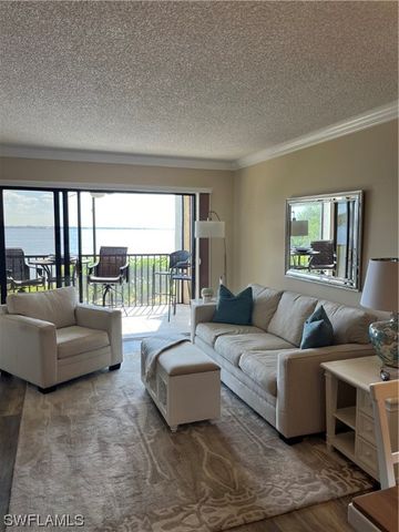 $209,900 | 4510 North Key Drive, Unit 102 | North Fort Myers