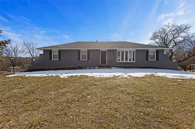 $319,900 | 7611 Harry S Truman Drive | Grandview