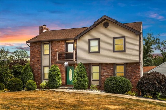 $439,999 | 501 Greenspire Court | Cranberry Township