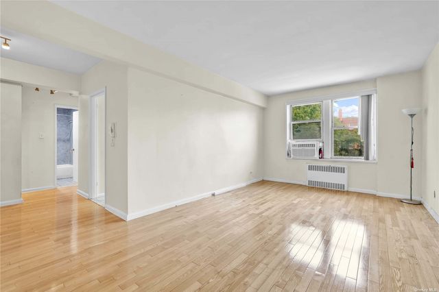 $328,000 | 26-25 Union Street, Unit 4E | Flushing