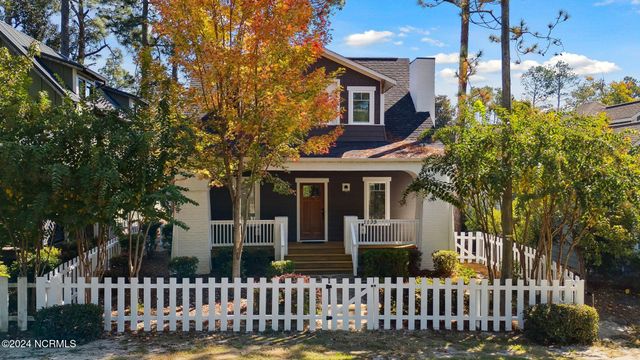 $465,000 | 1135 North May Street | Southern Pines