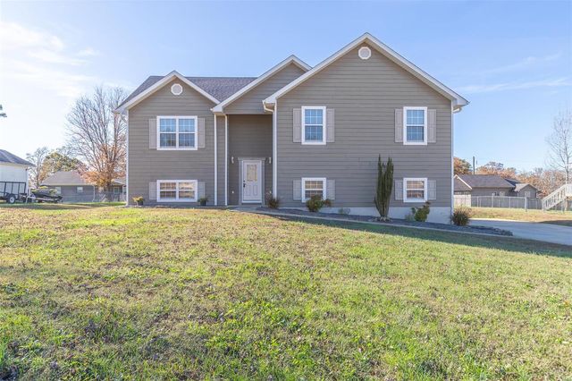 $274,900 | 2152 J Bird Drive | Poplar Bluff Township - Butler County