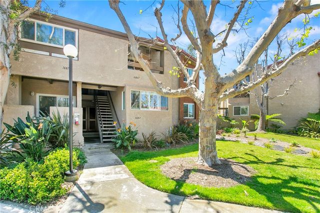 $675,000 | 16865 Bluewater Lane, Unit 18 | Northwest Huntington Beach