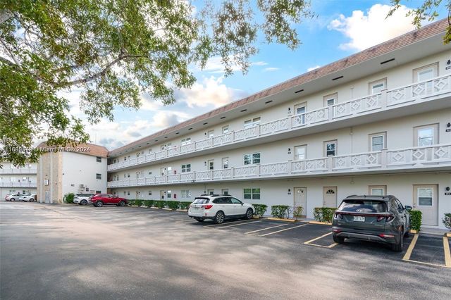 $129,000 | 4706 Northwest 36th Street, Unit 616 | Lauderdale Lakes West Gate