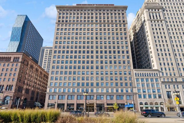 $549,000 | 330 South Michigan Avenue, Unit 1809 | The Loop