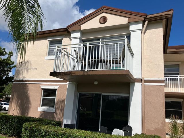 $2,800 | 11250 Southwest 13th Street, Unit 202 | Pembroke Lakes South