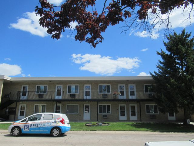 $104,900 | 5419 South Massasoit Avenue, Unit 6 | Garfield Ridge