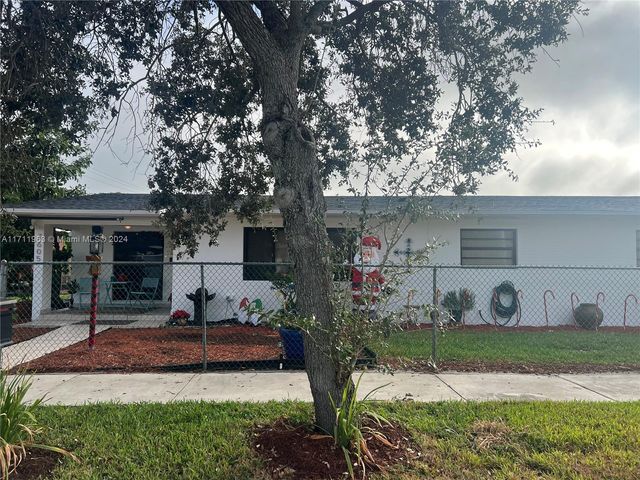 $874,900 | 7605 West 6th Avenue | Hialeah