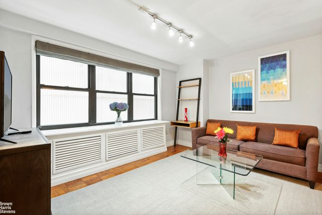 $369,000 | 330 3rd Avenue, Unit 5LL | Kips Bay