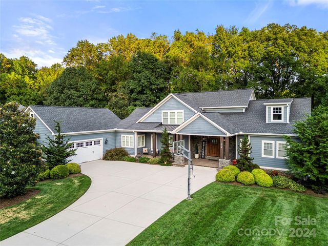 $1,395,000 | 1068 Grant Drive | Catawba Springs Township - Lincoln County