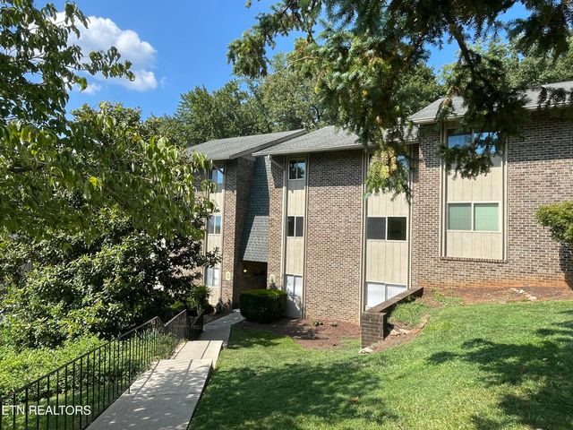 $336,400 | 3636 Taliluna Avenue, Unit 528 | Sequoyah Hills