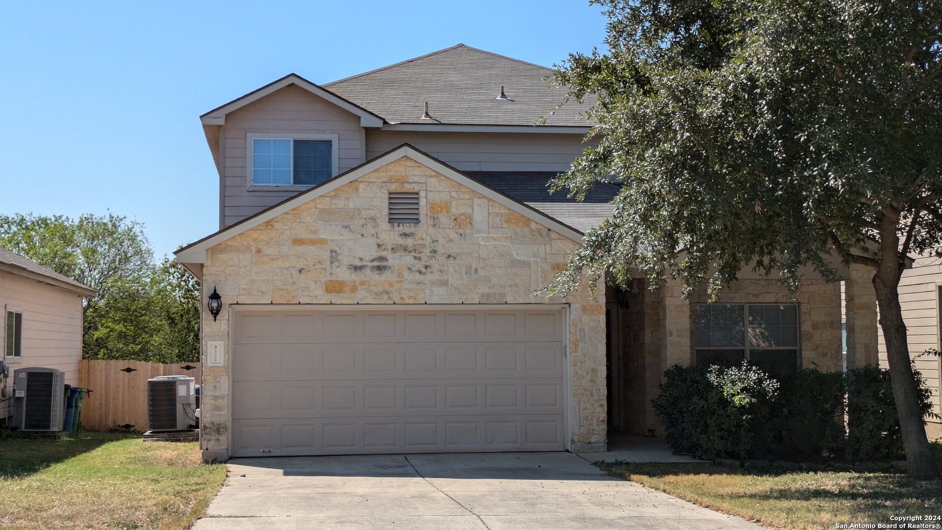 a view of house with outdoor space