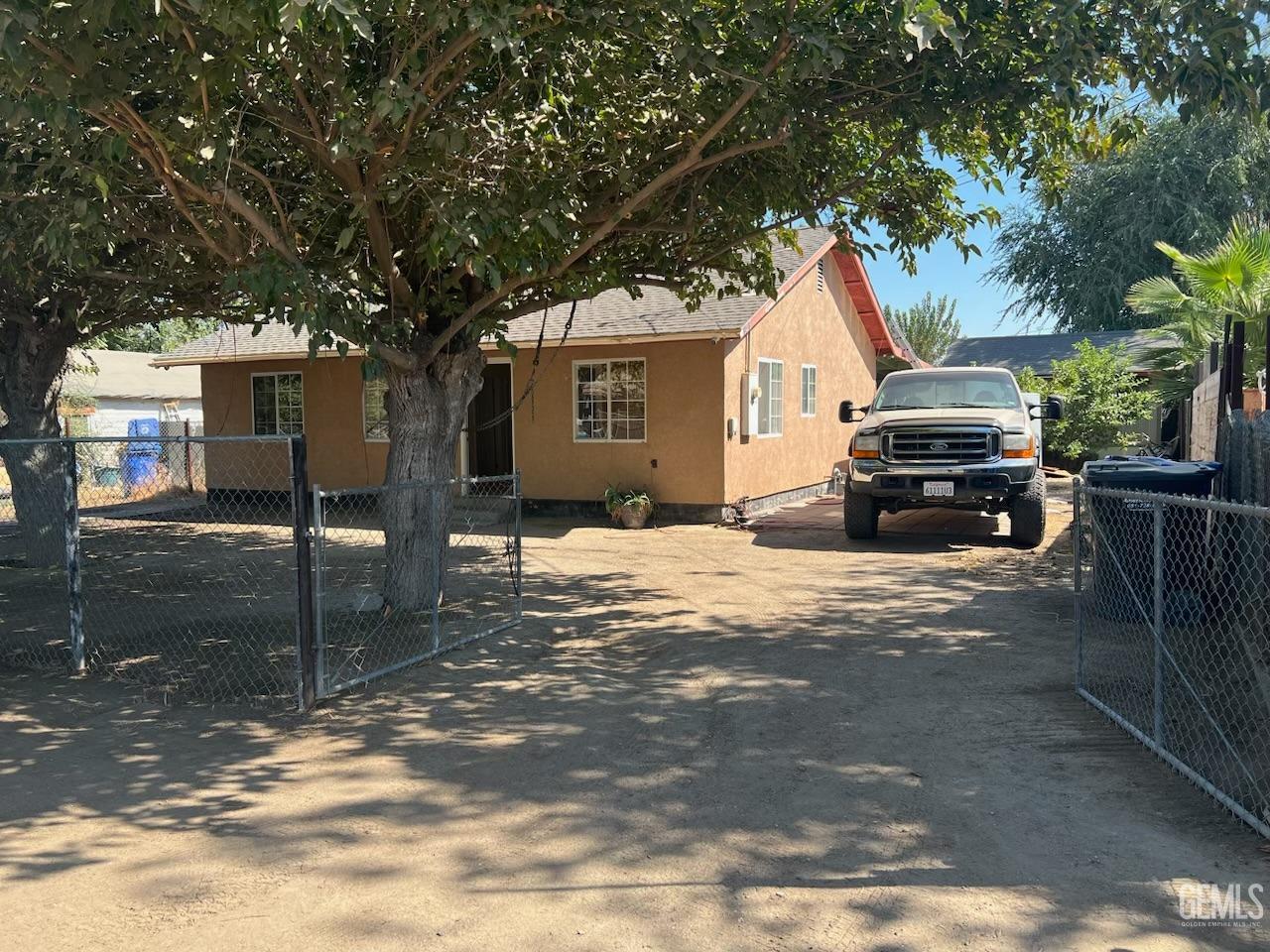 a car parked in front of a house