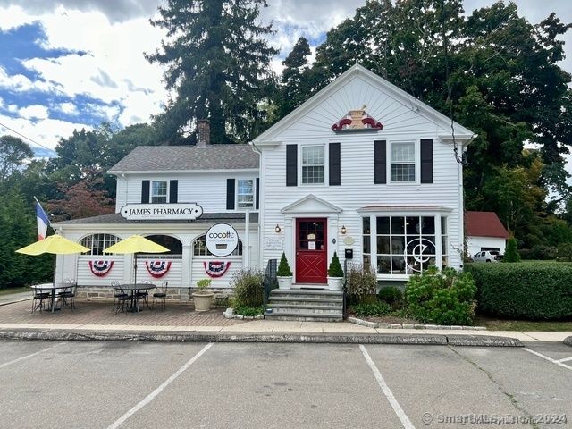 $2,200 | 323 Main Street | Old Saybrook