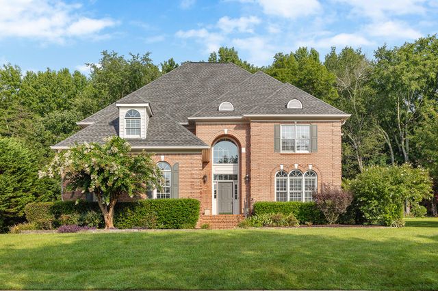 $895,000 | 9619 Windrose Circle | Westview-Mountain Shadows