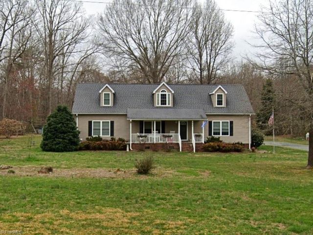 $285,000 | 302 Eagle Falls Road | Wentworth Township - Rockingham County