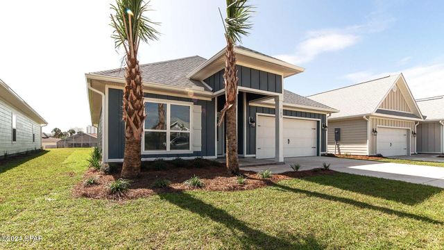 $449,900 | 183 Dama Del Mar Way | The Glades