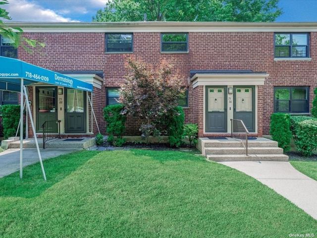 $360,000 | 73-06 Springfield Boulevard, Unit UPPR | Oakland Gardens