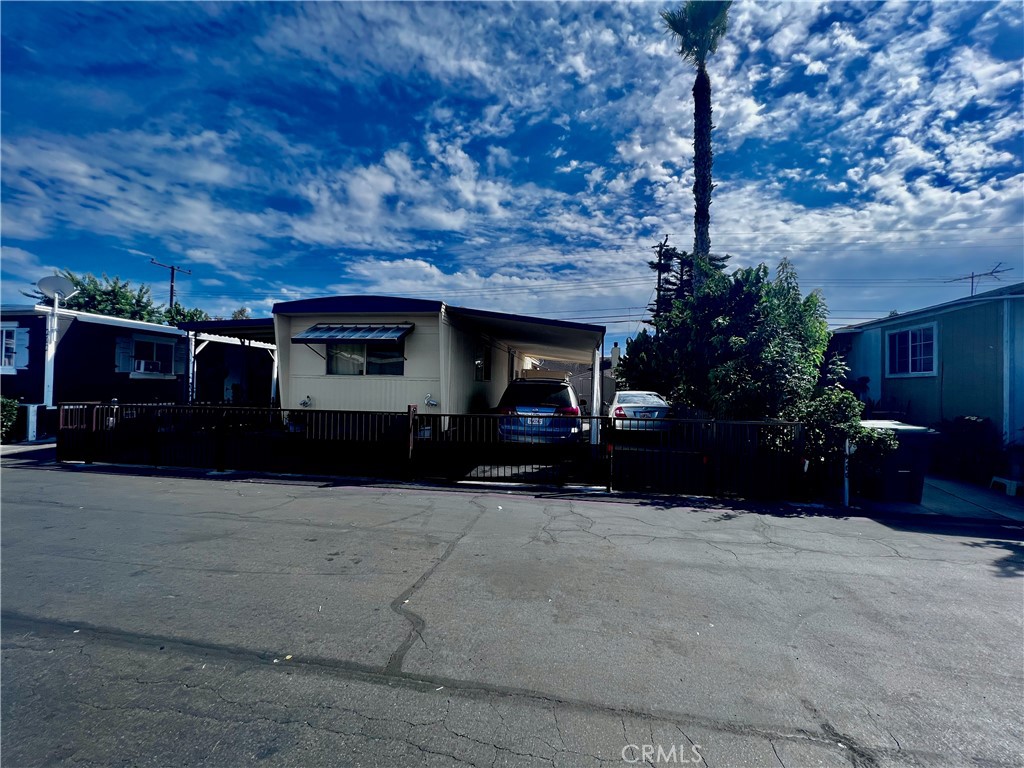 204 Milan Santa Ana Ca Santa Ana CA 92703 Compass