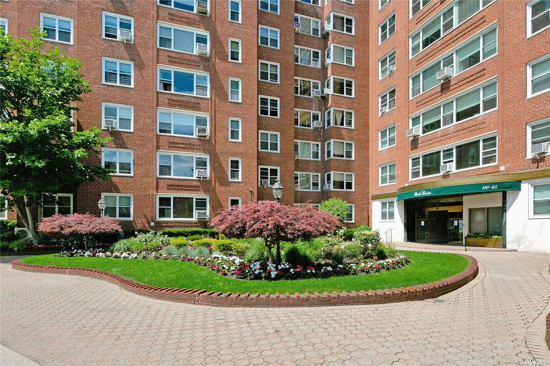 110 45 Queens Boulevard Unit 512 Compass