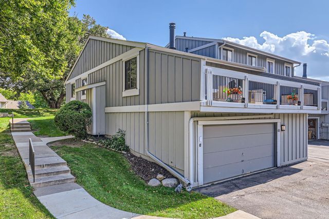 $279,000 | 110966 Von Hertzen Circle | Chaska