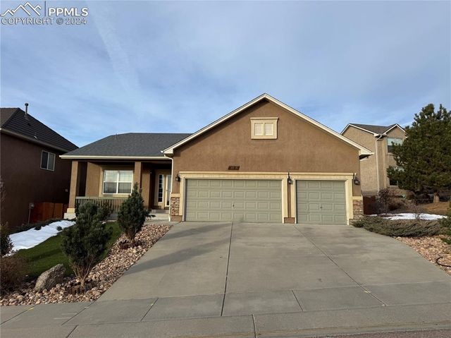 $570,000 | 7014 Antonito Court | Columbine Estates